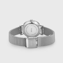 Charger l'image dans la galerie, Boho Chic Petite Crystals Mesh Black, Silver Colour 28 mm - CW10502
